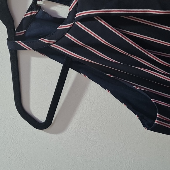 ✨TOMMY HILFIGER JUMPSUIT✨ - Picture 7 of 17